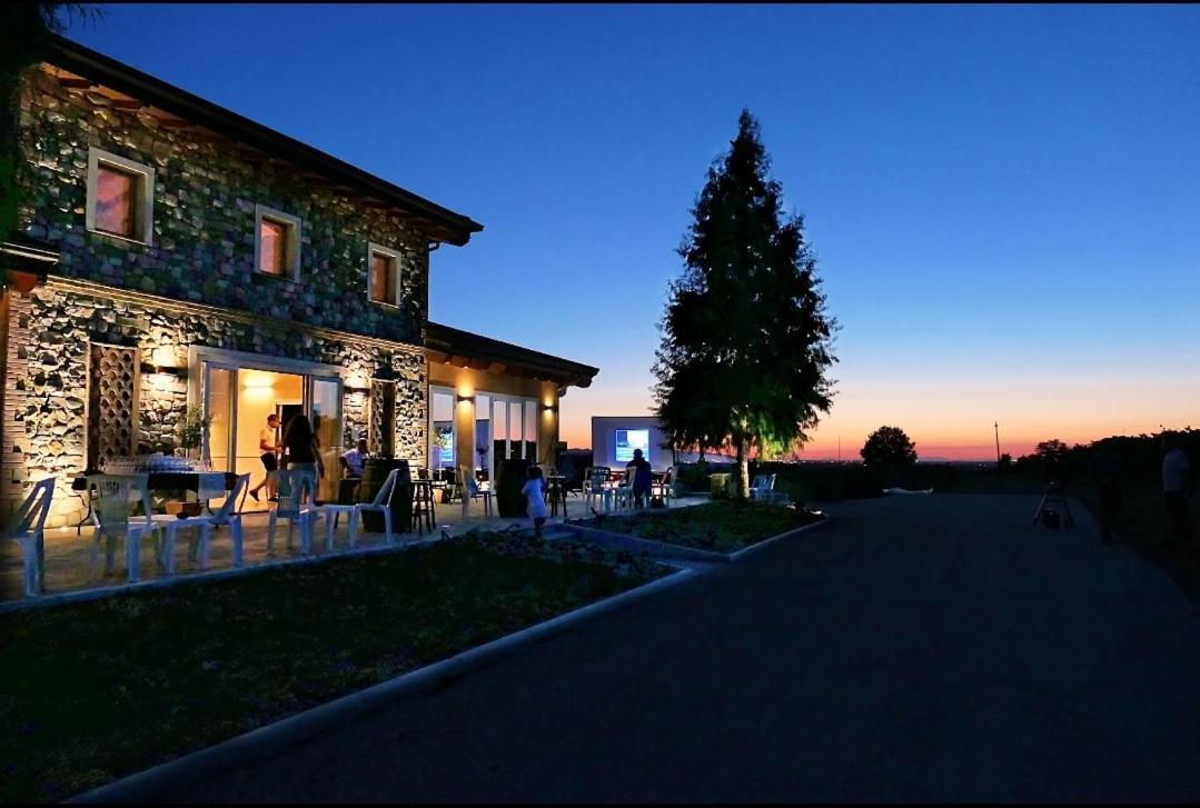 Agriturismo E Acetaia La Vedetta Castelvetro de Módena Exterior foto